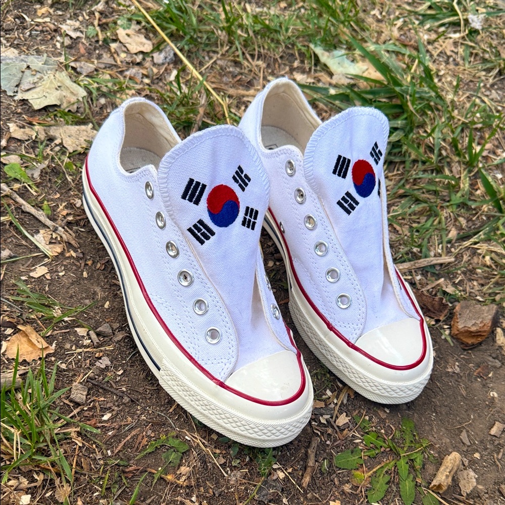 RARE Converse South Korea sneakers chuck Taylor